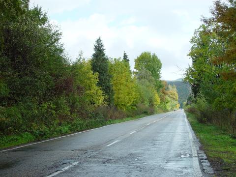 Реконструкция на второкласни и третокласни пътища с туристическо значение със средства от ОПРР